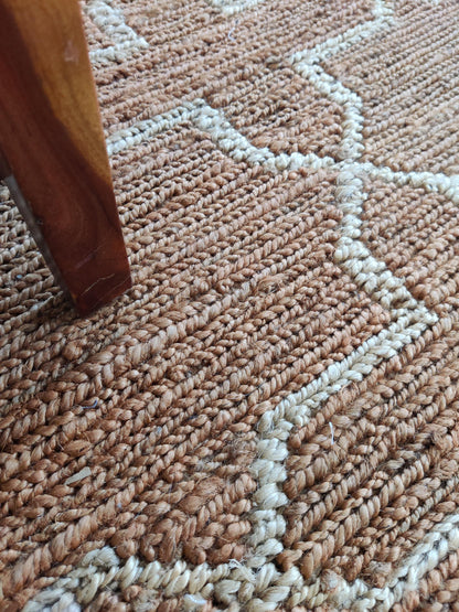 Handwoven Clay Star Lattice Soumak Rug