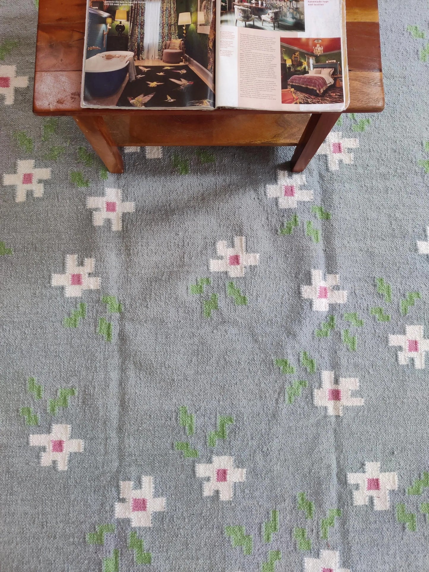 Modern Botanical Weave, Decorative Fringed Bedroom Accent Rug