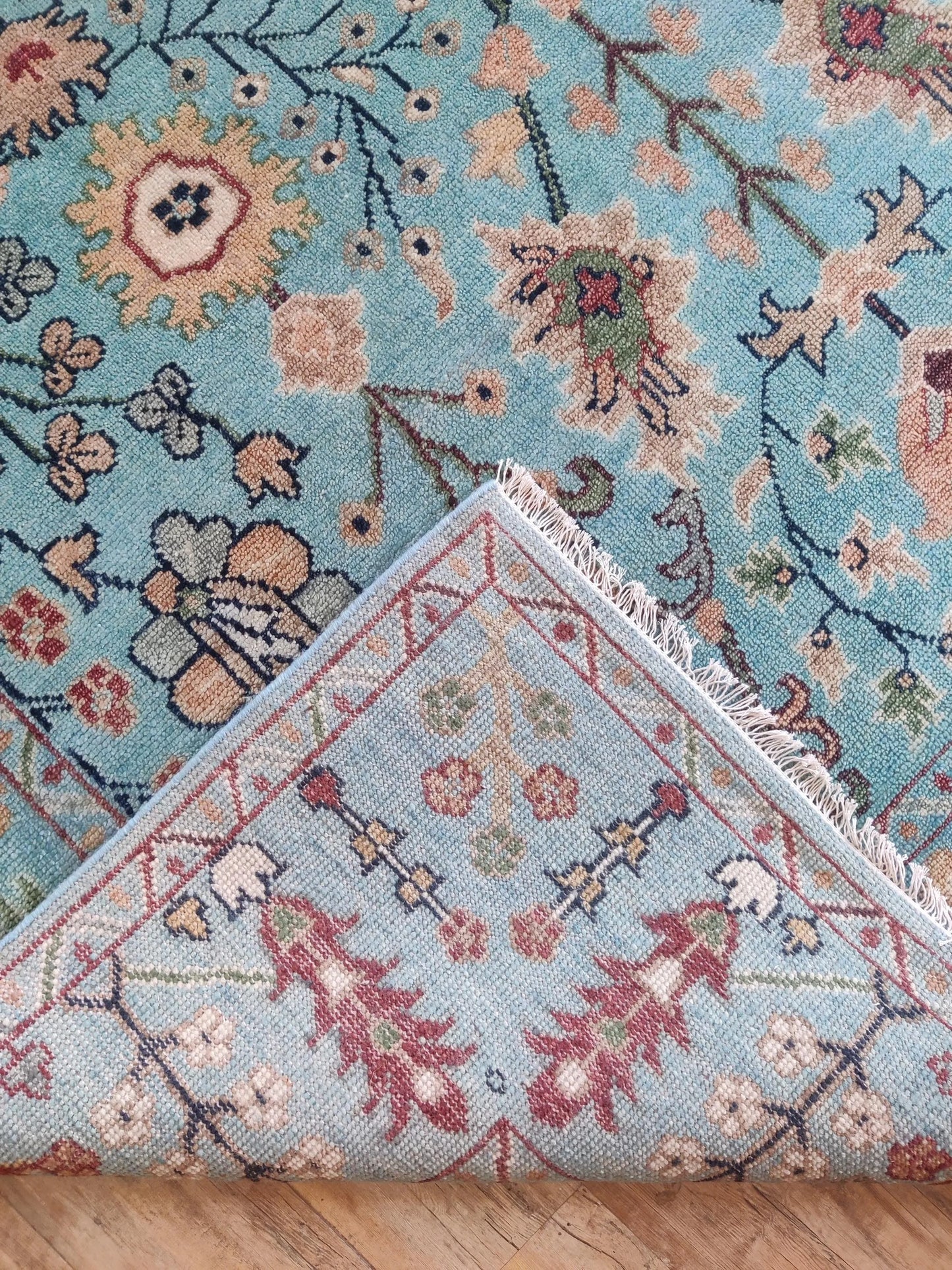 Turquoise Oasis Traditional Ziegler Mahal Floral Carpet