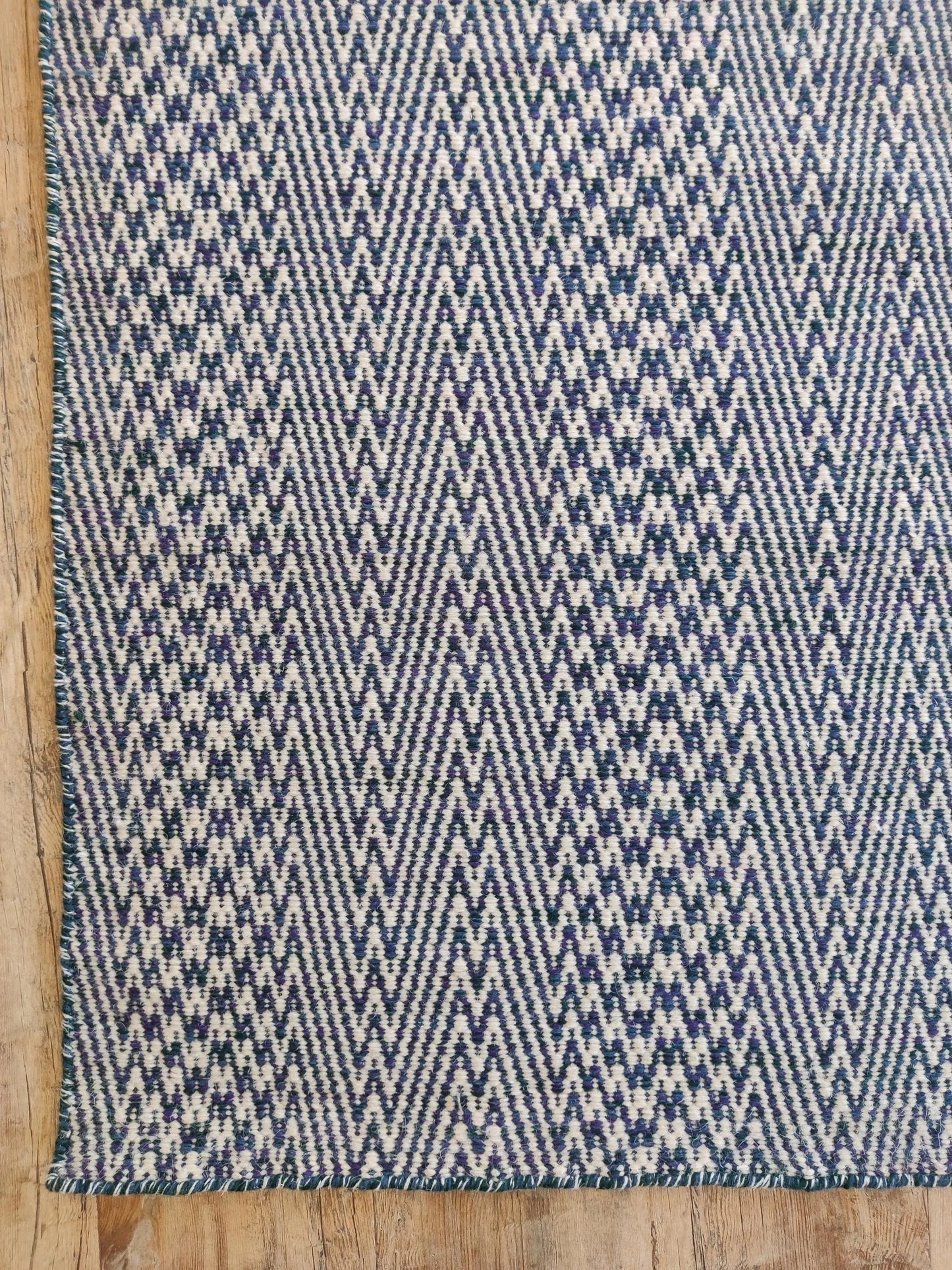 Handmade Minimalist Nordic Rug for Living Room Bedroom