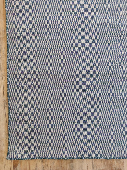Handmade Minimalist Nordic Rug for Living Room Bedroom