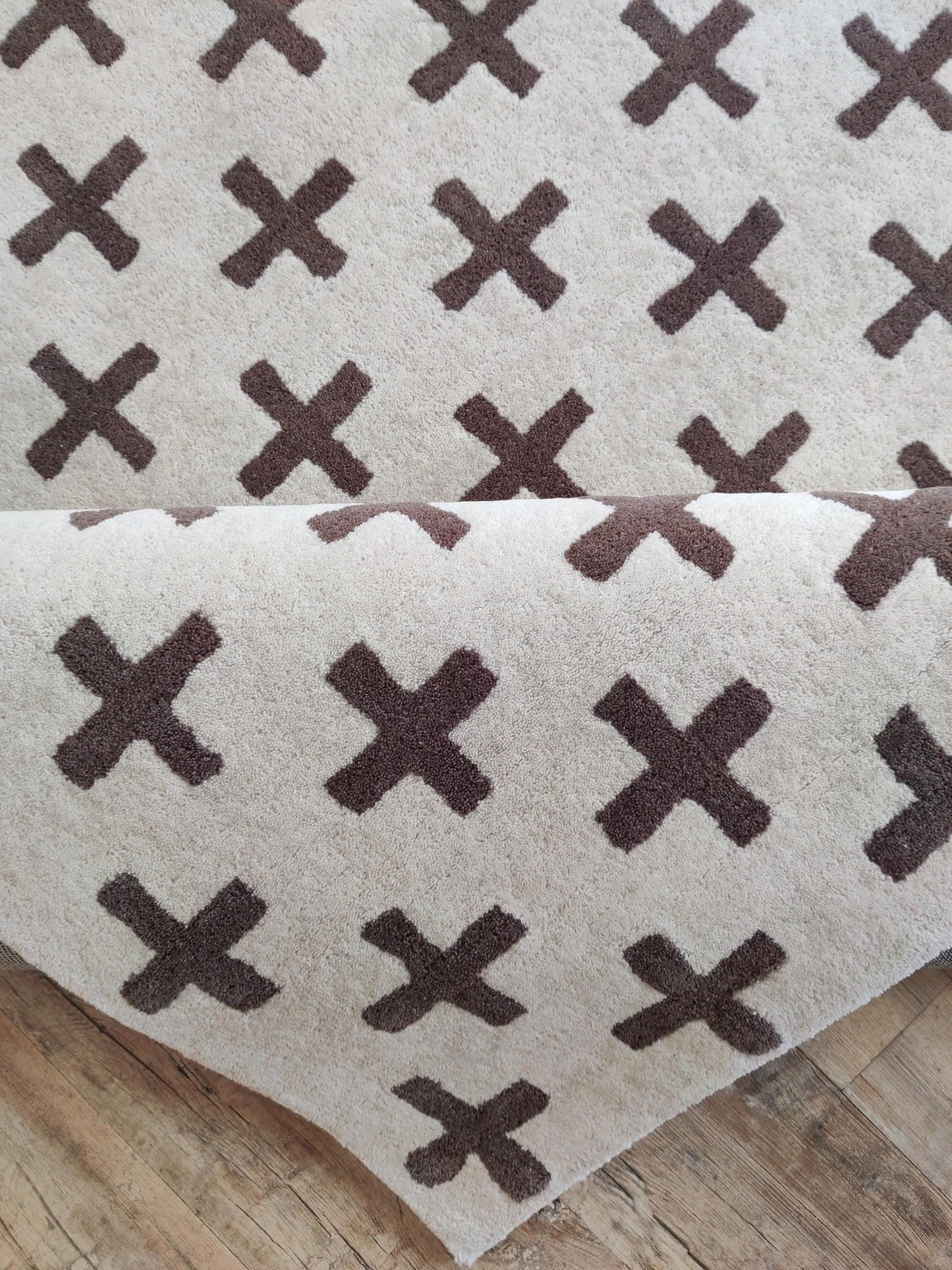Nordic Swiss Cross Pattern High-Quality Handcrafted Minimalist Floor Decor