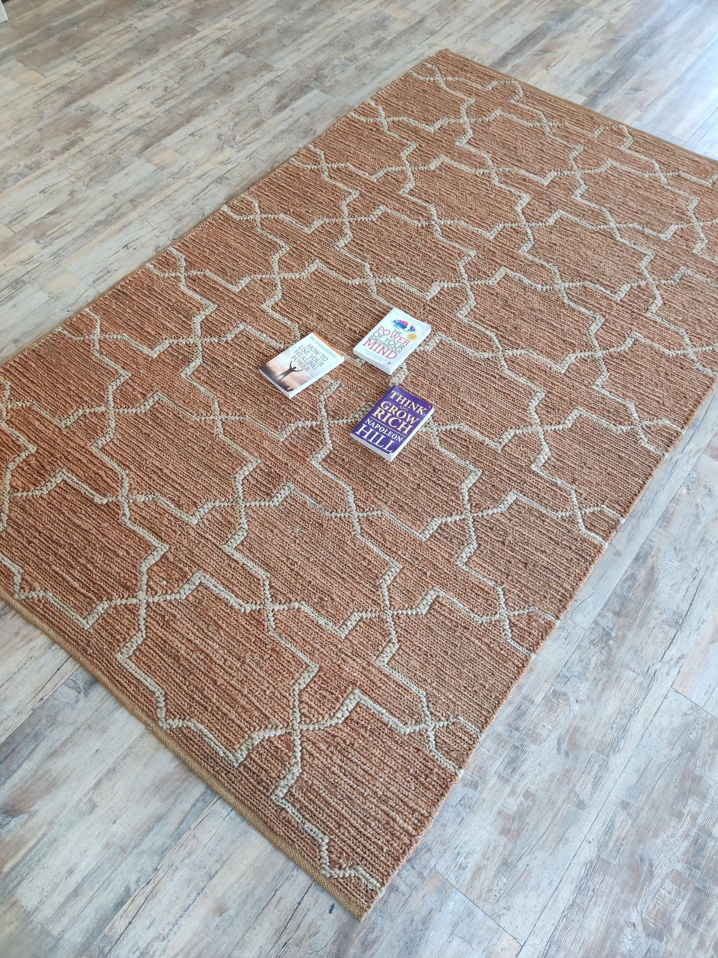 Handwoven Clay Star Lattice Soumak Rug