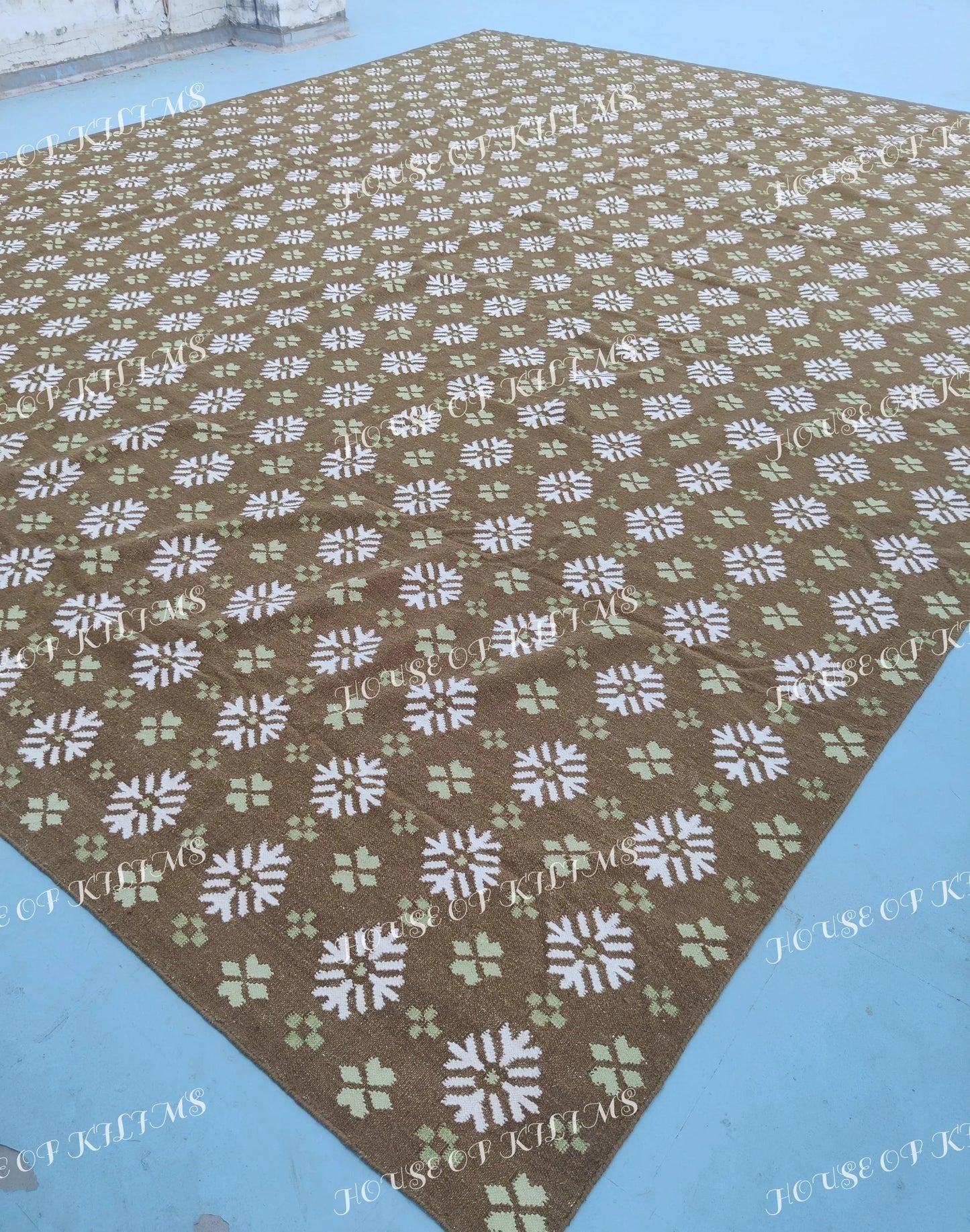 Taupe Winter Blossom Handwoven Earth Tone Rug