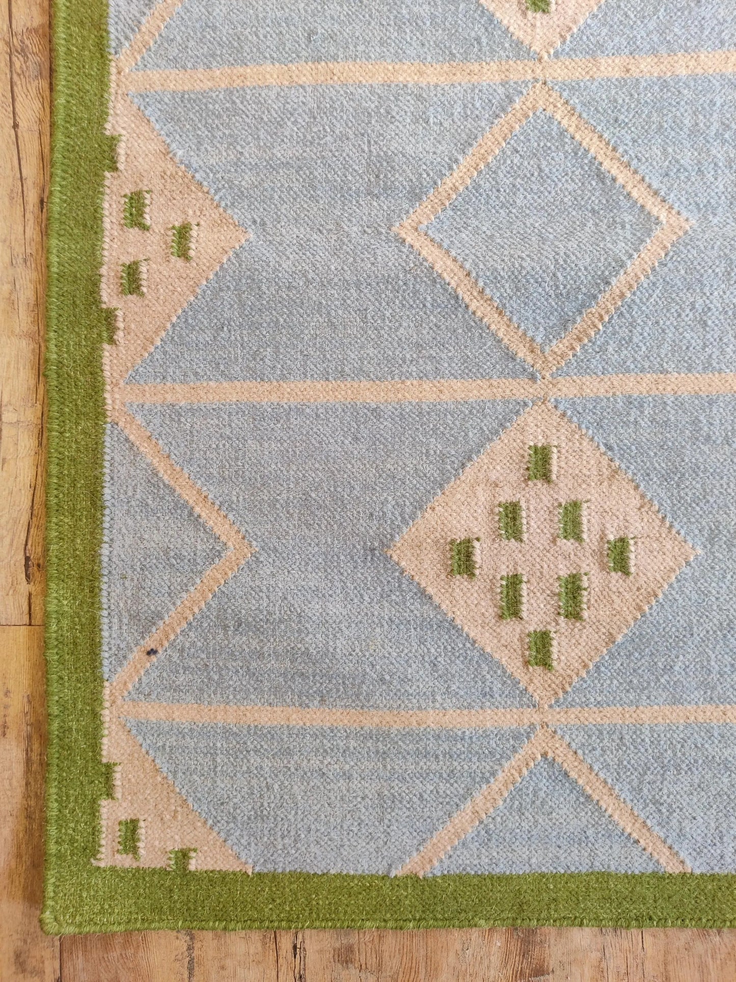 Azure Diamond Lattice Modern Powder Blue & Green Wool Cotton Dhurrie Rug