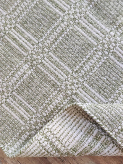 Premium Flatweave Wool Carpet with Raised Geometric Grid