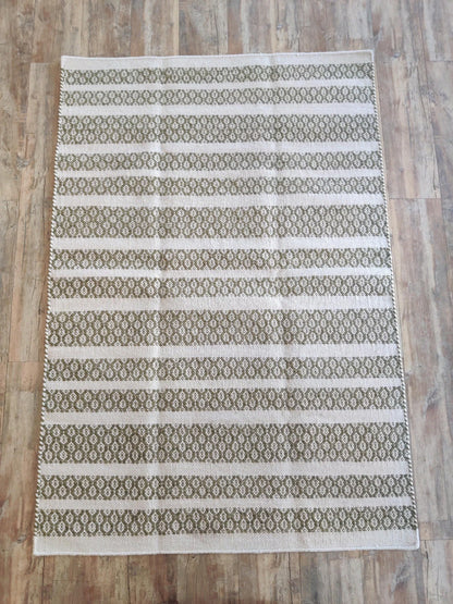 Craftsmanship-Focused Striped Wool Handloom Rug for Modern Decor