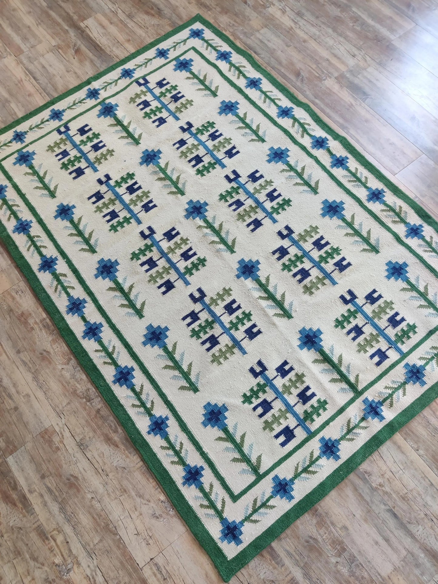 Handwoven Wool Kilim Rug Living Room/Bedroom Indoor Rug, Personalized Rug