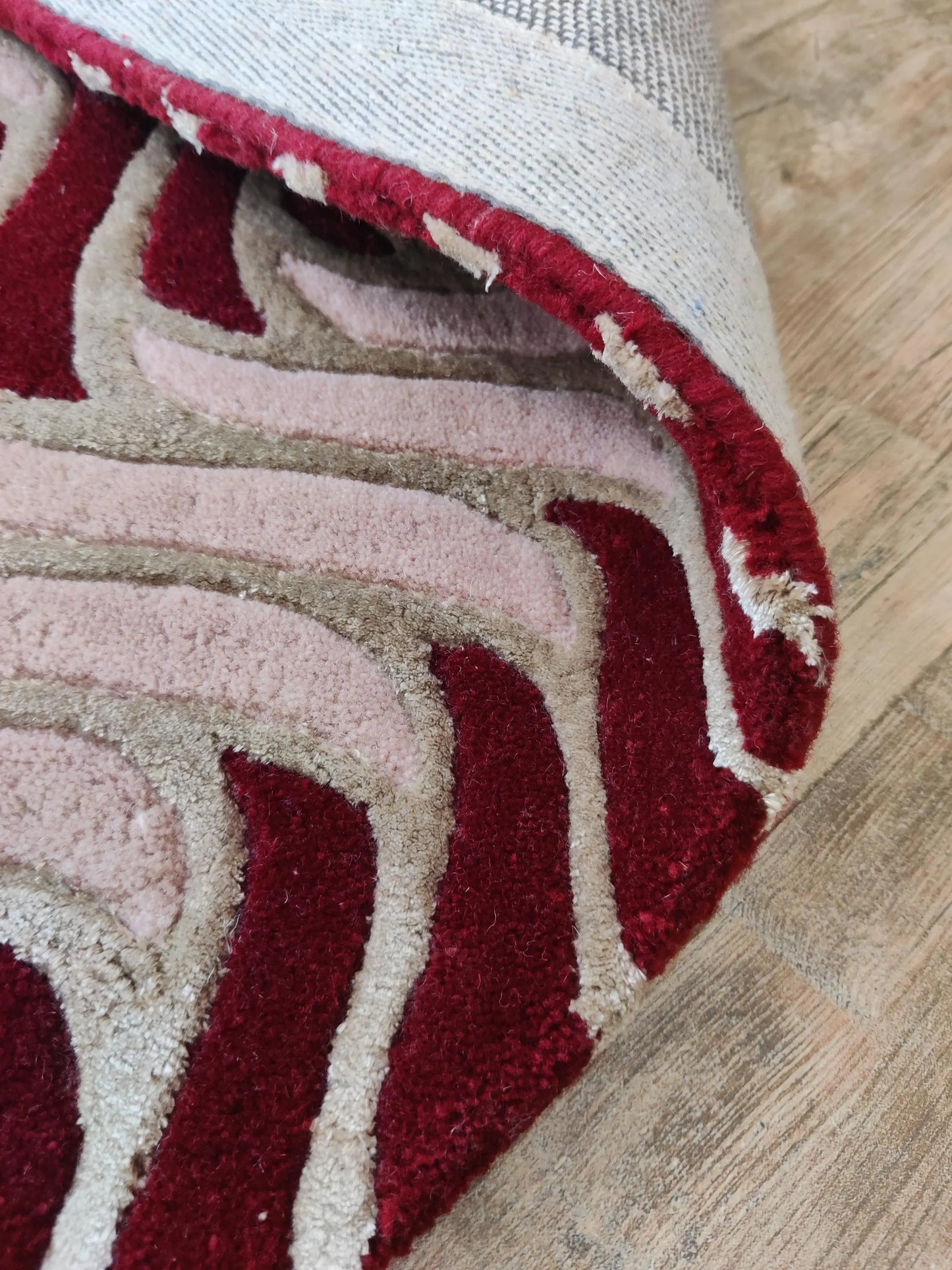 Dynamic Geometric Wool Rug Undulating Chevron Pattern