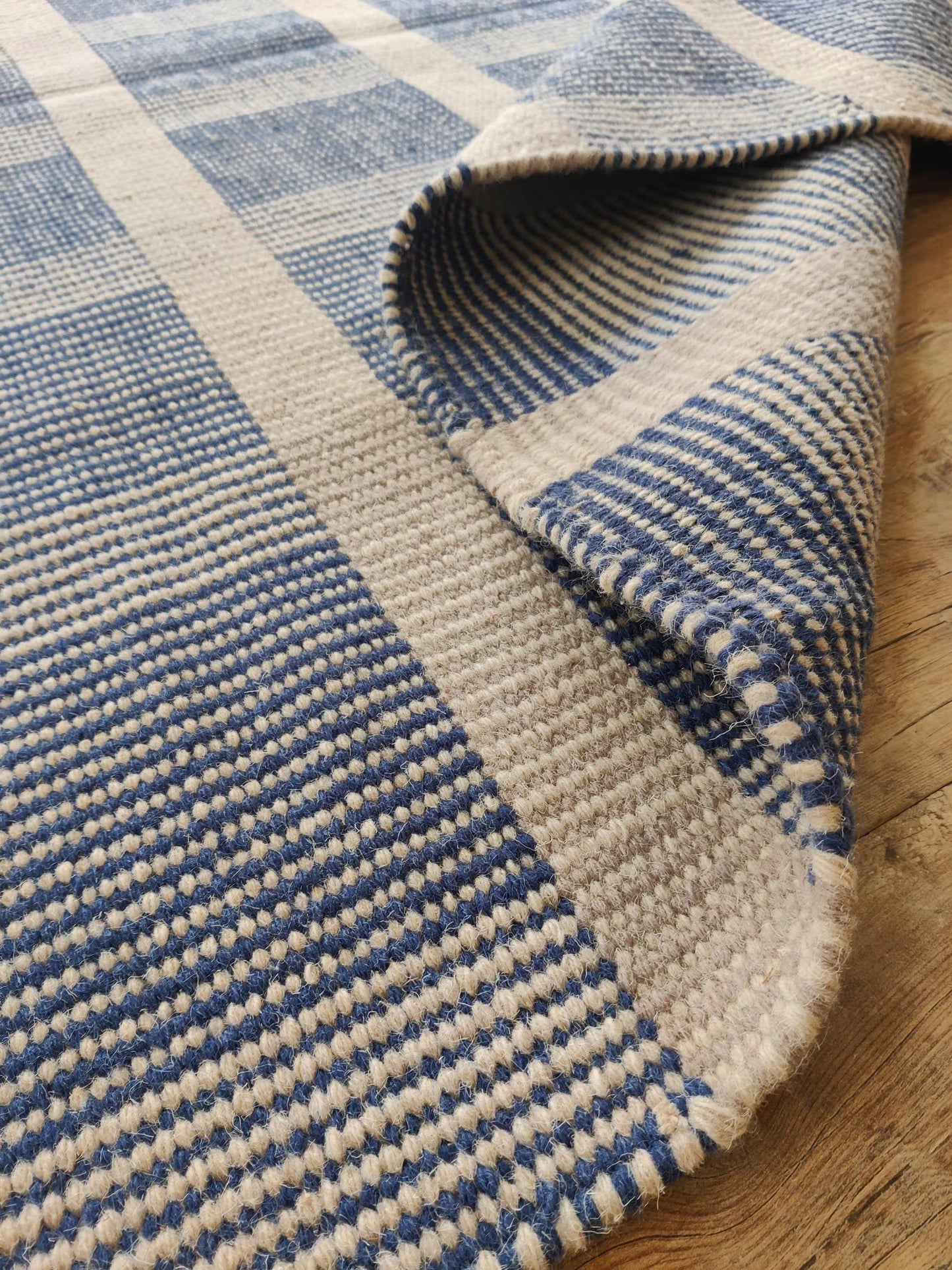 Premium Flatweave Wool Carpet  Cream and Navy Plaid Design