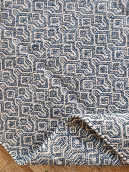 Premium Wool Handloom Carpet with Interlocking Geometric Weave Rug