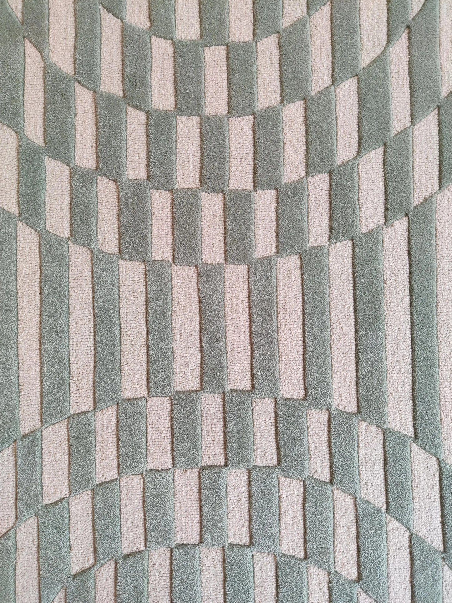 Ripple Sunburst Pattern Hand-Tufted Decorative Statement Rug for Bedroom