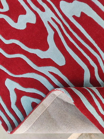 Modern Crimson & Azure Abstract Ripple Design rug