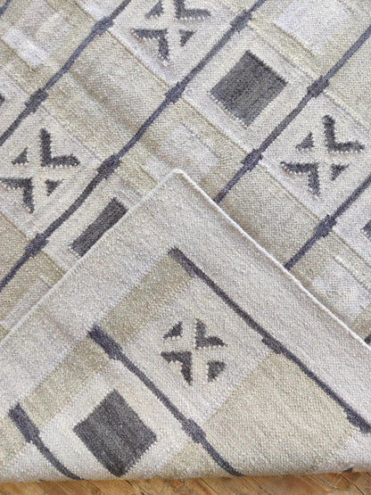 Sage Geometric Grid Modern Earth Tone Wool Cotton Dhurrie Rug