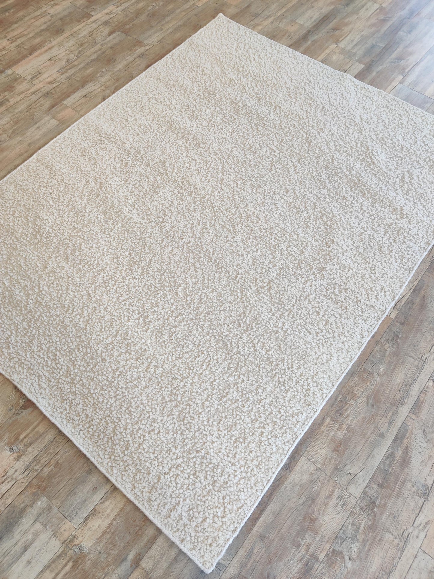 Scandinavian Style Minimalist Off-White Wool handloom Carpet