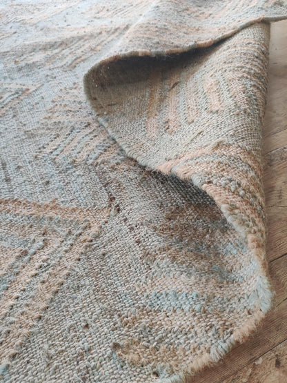 Elegant Rhombus Pattern Cotton Jute Flatweave Rug