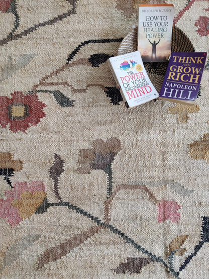 Rustic Multi-Tonal Floral Cotton Jute Rug