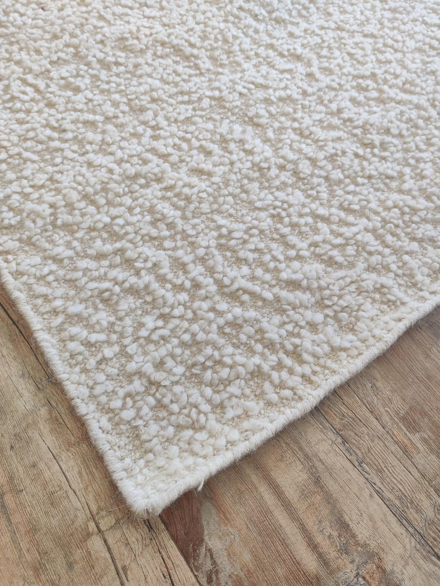 Scandinavian Style Minimalist Off-White Wool handloom Carpet