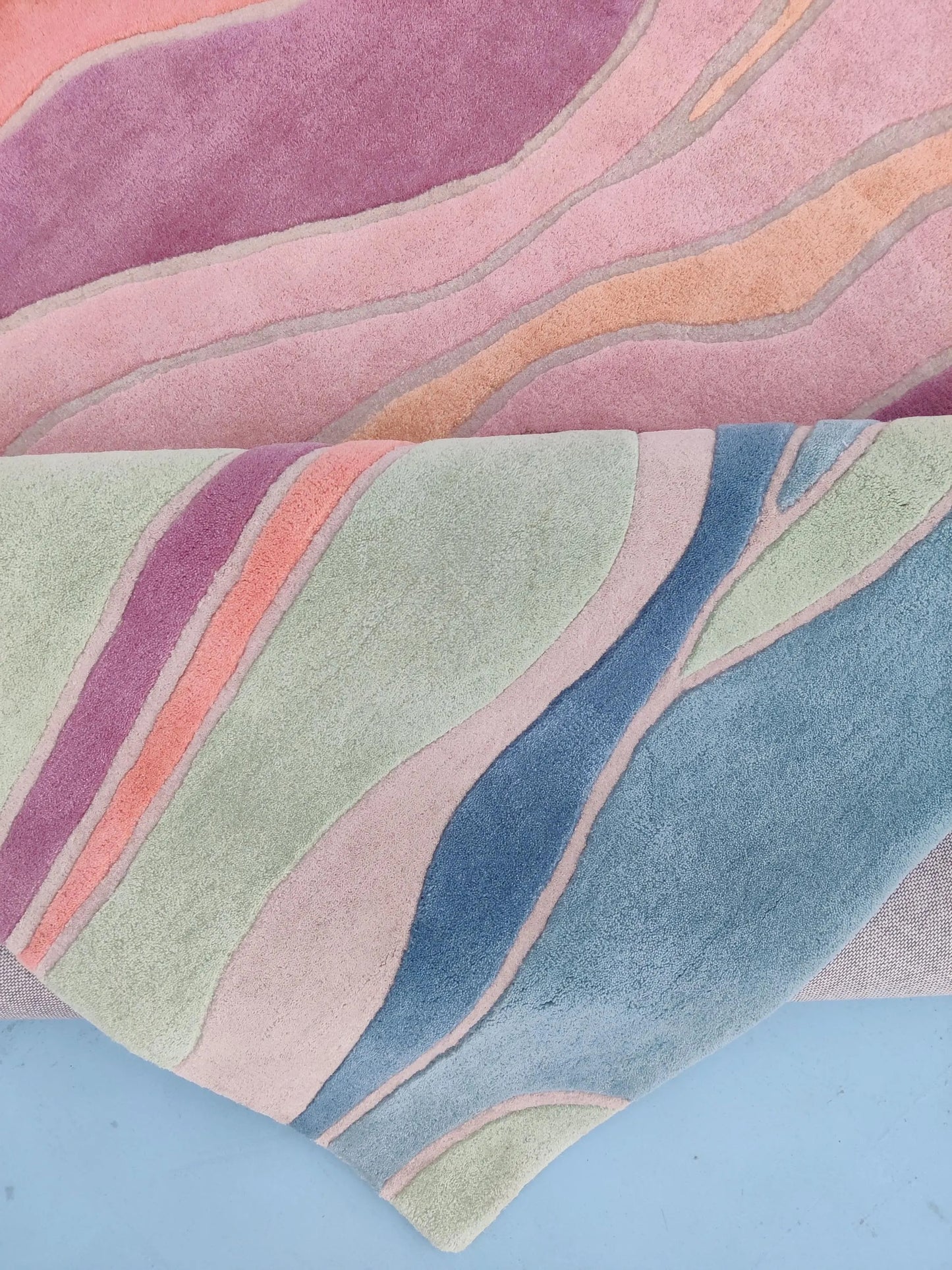 Fluid Undulating Soft and Luxurious Wool Textile for Bedroom carpet
