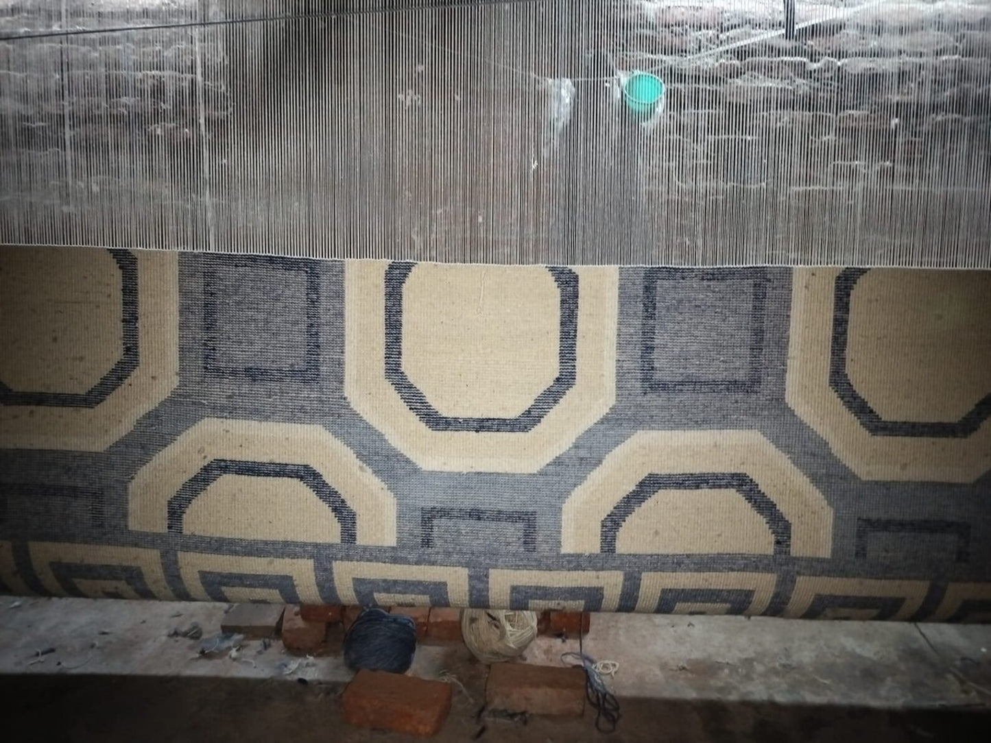 Metropolis Octagon Hand-Knotted Wool Contemporary Geometric Rug