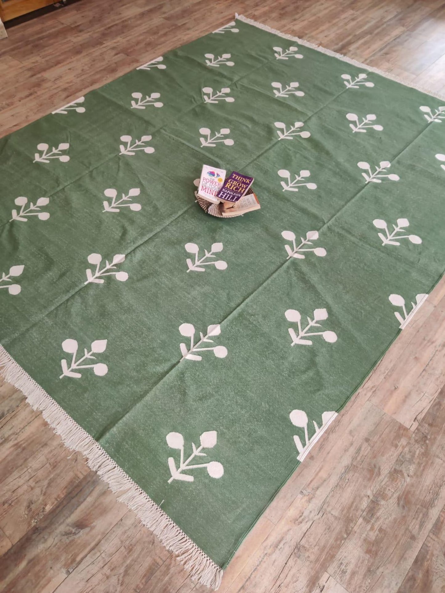 Sage Botanical Minimalist Floral Pattern Area Rug