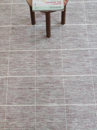 Large Grid Pattern Dhurrie | Subtle Dusty Pink & Ivory Artisan Rug