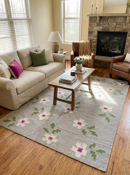 Grey Blossom Pop Modern Grey & Pink Floral Wool Cotton Dhurrie Rug