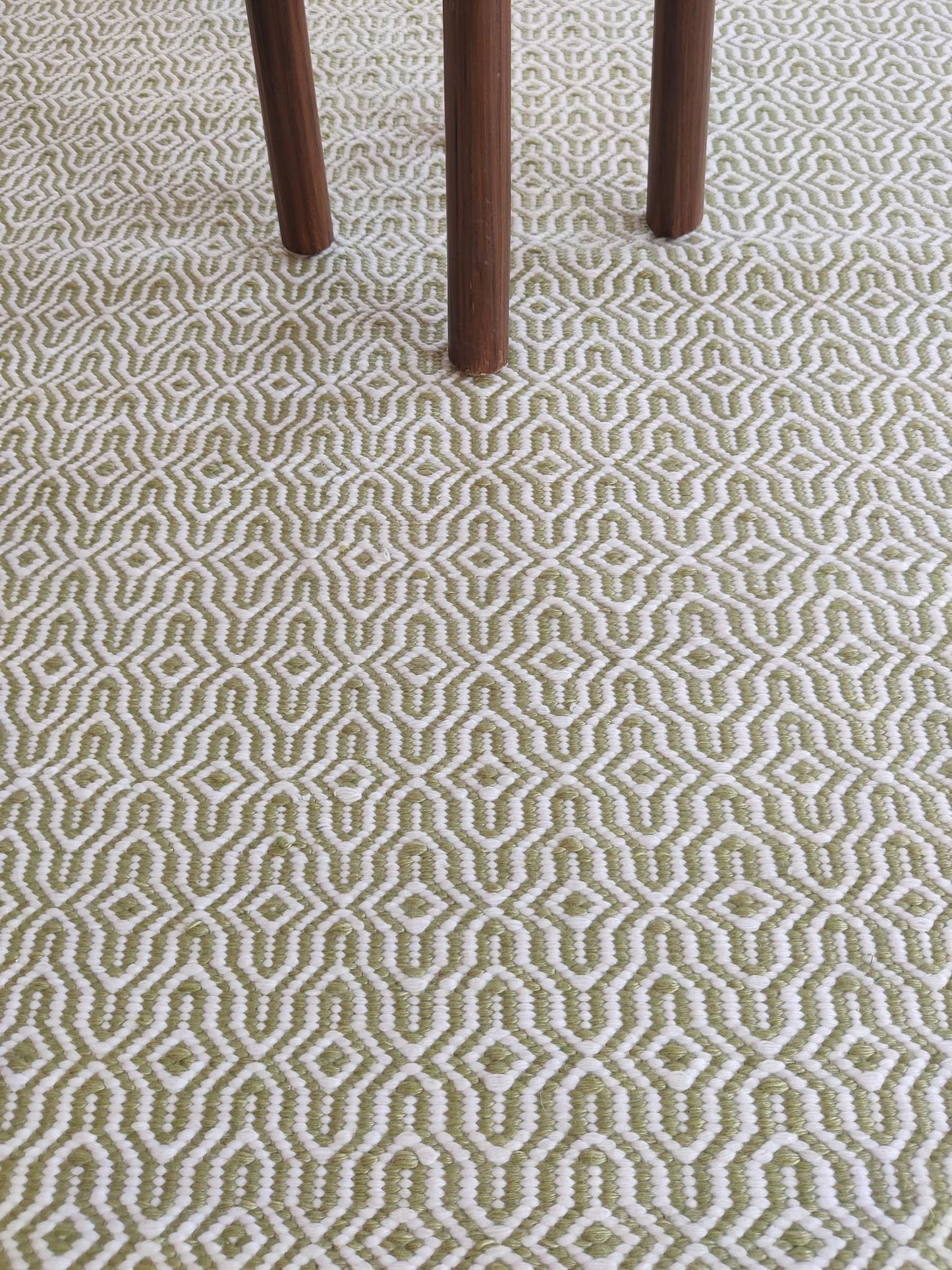 Olive Green Wool Rug Intricate Lattice Diamond Pattern
