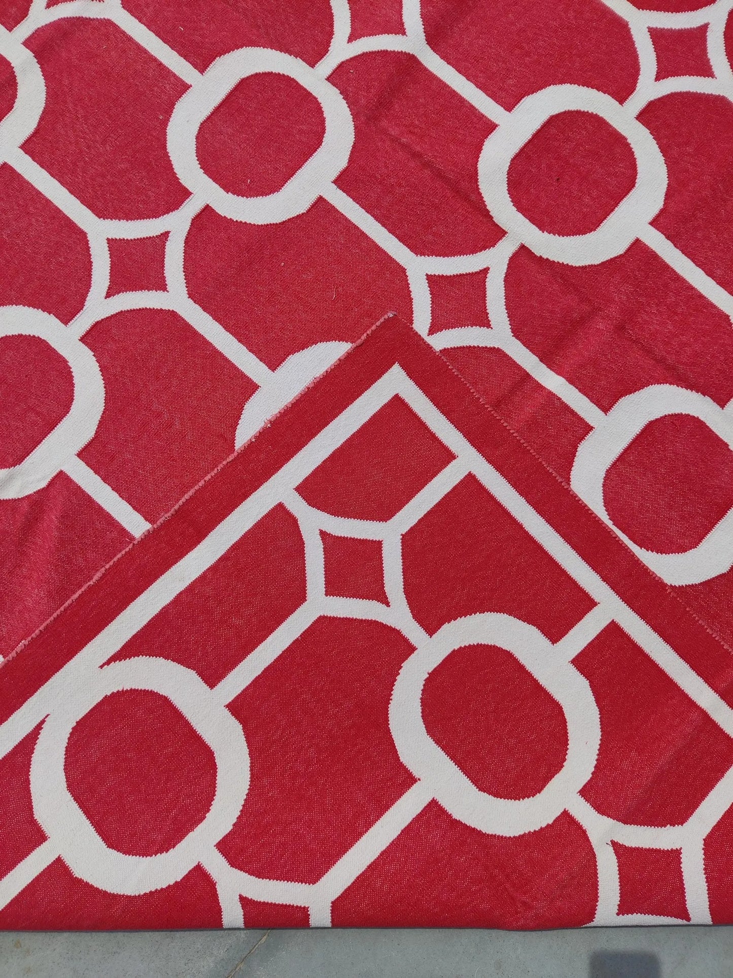 Modern Red Octagon Artisan Crafted Reversible Cotton rug