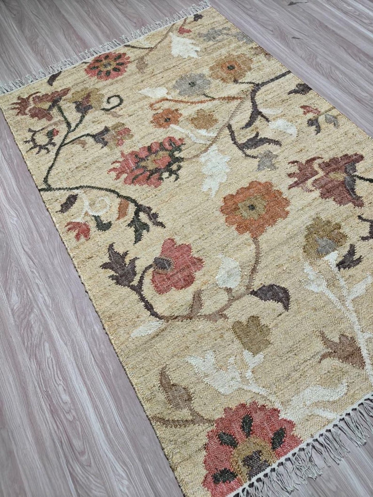 Rustic Floral Flat Weave Handmade  jute Carpet