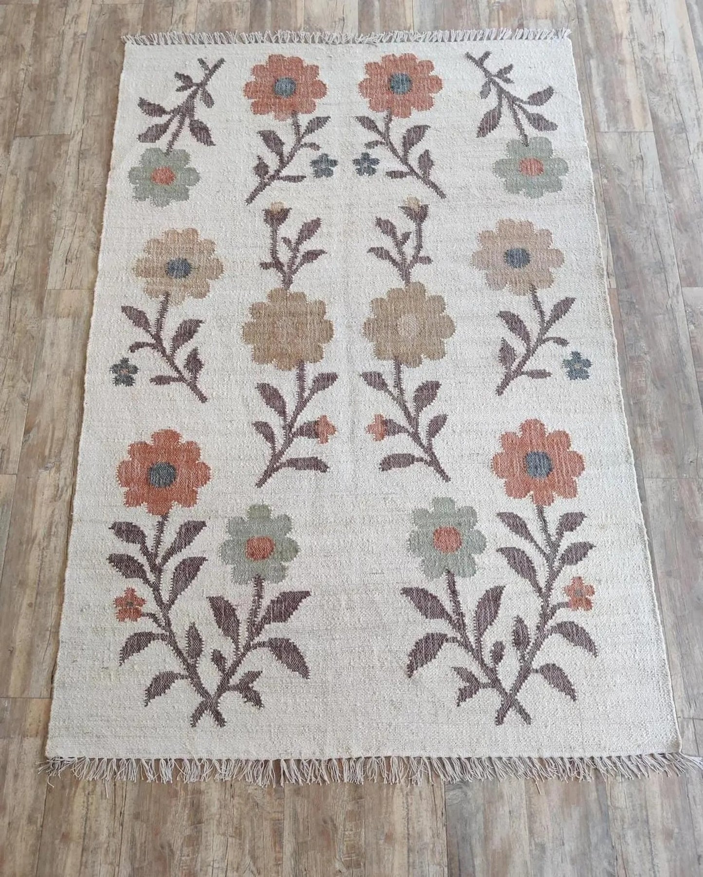 Vintage Style Textured Earth Tone Meadow Dhurrie