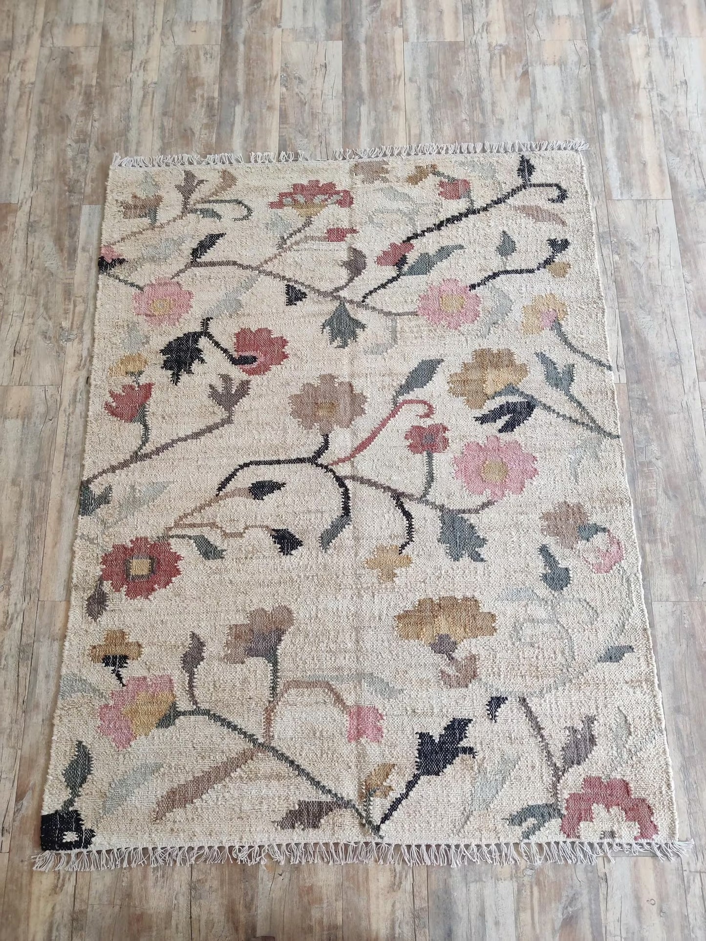 Rustic Multi-Tonal Floral Cotton Jute Rug