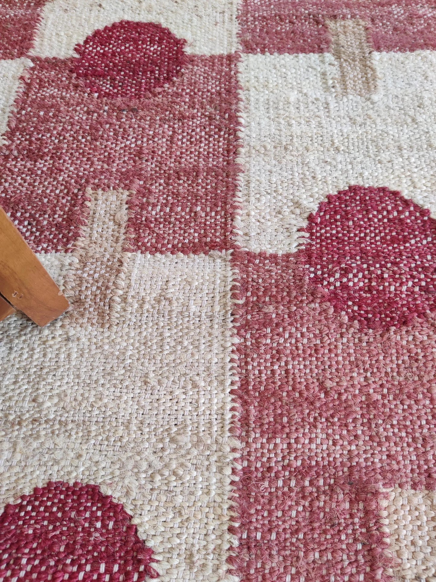 Hand-Woven Clover Trellis Dhurrie - Organic Natural Fiber jute rug