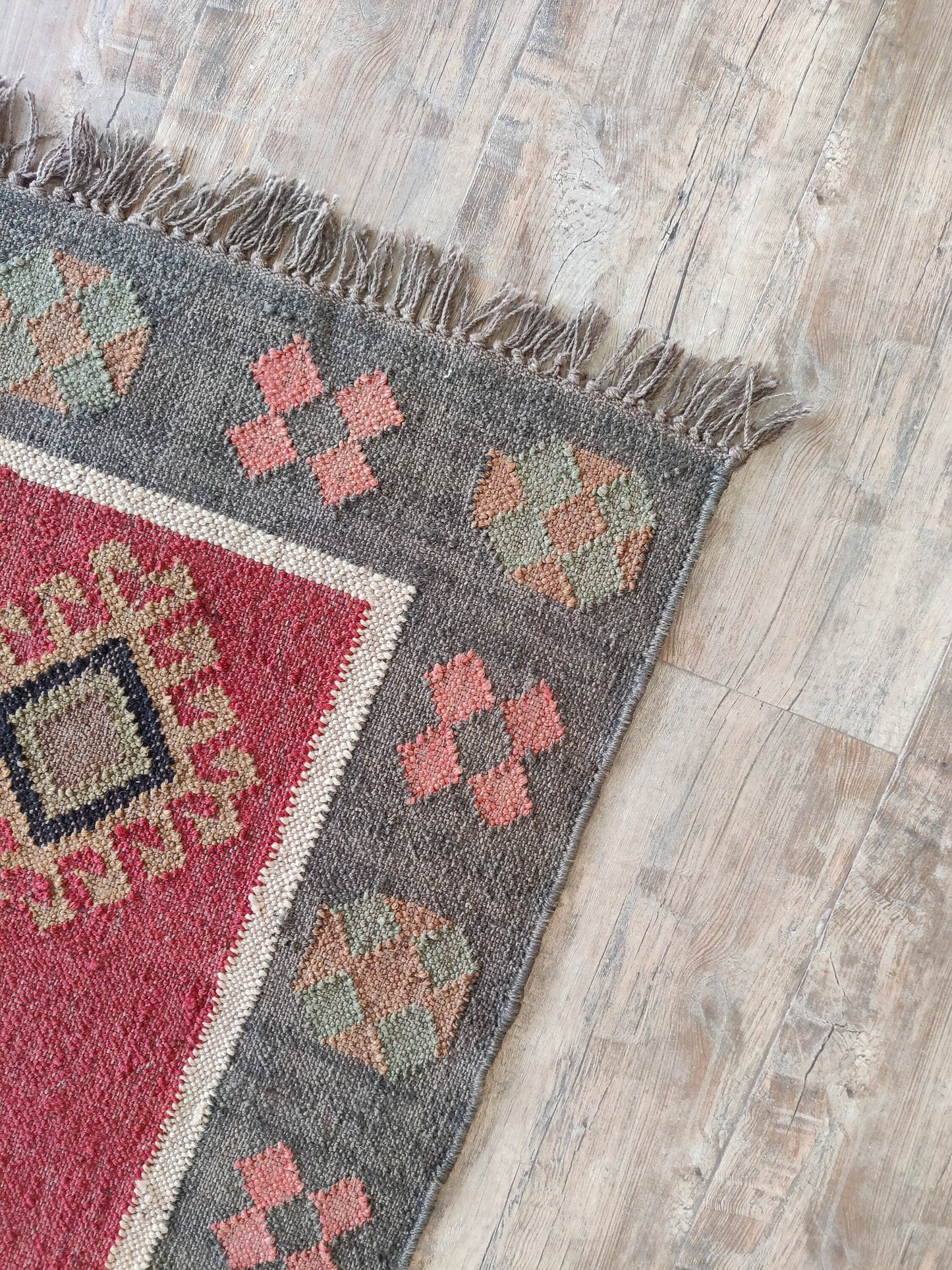 Sienna Bloom Tapestry Large Floral Wool Jute Rug