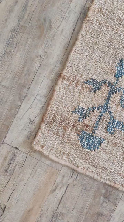 Hand-woven jute Flower Rug Home and Living Room Rug