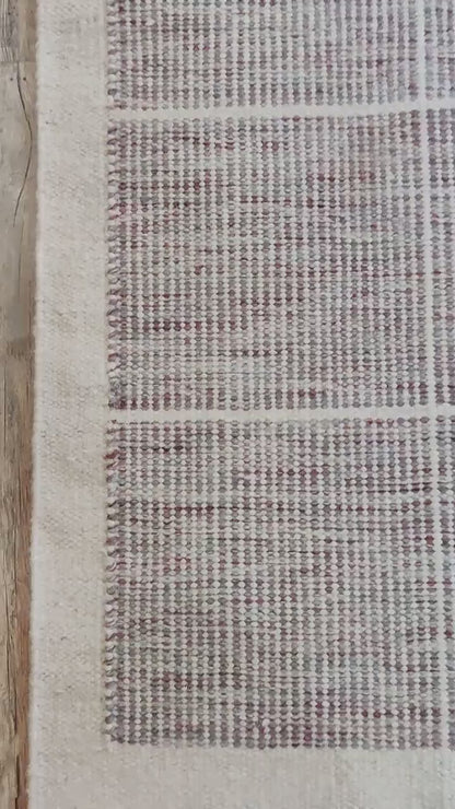 Large Grid Pattern Dhurrie | Subtle Dusty Pink & Ivory Artisan Rug