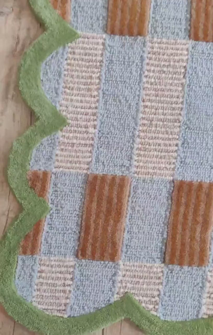 Sage Meadow Scallop Luxury Hand-Tufted Wool Rug